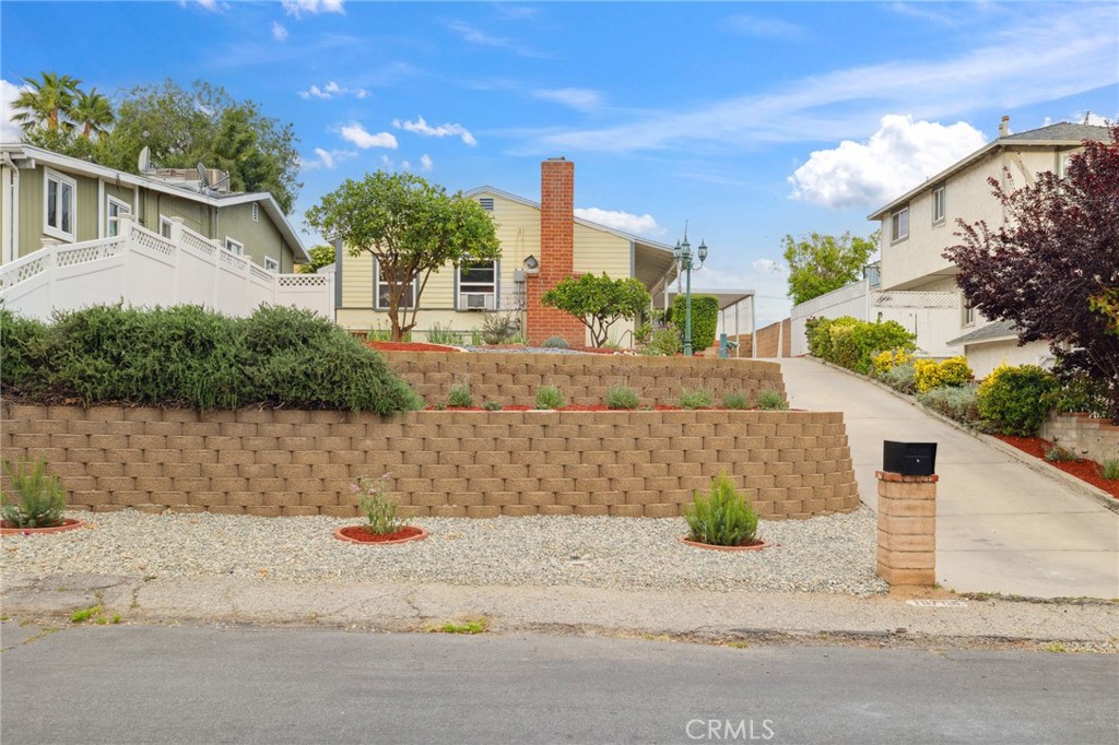 10708 Sable Avenue