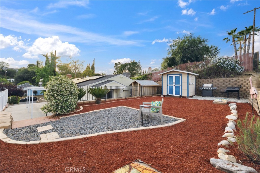 10708 Sable Avenue