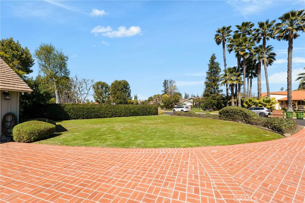 17300 Sunburst Street