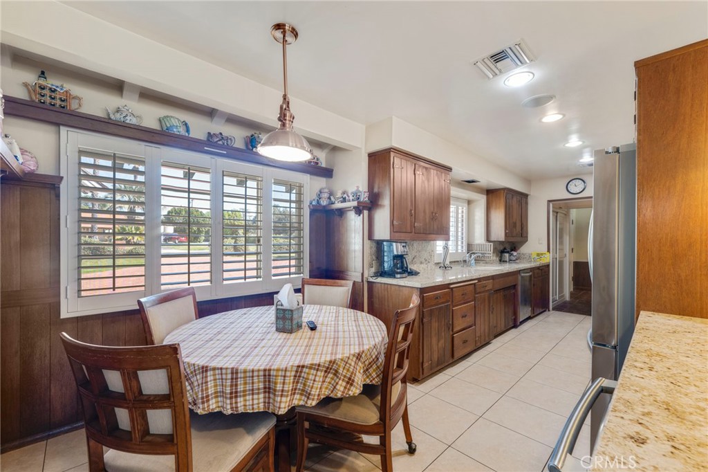 17300 Sunburst Street