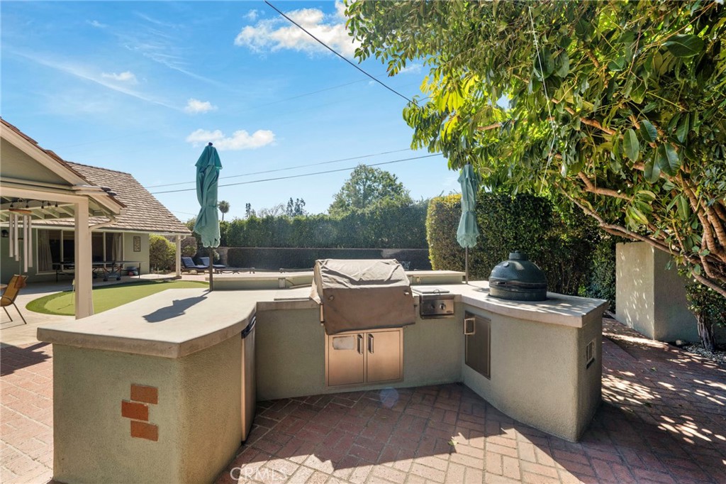 17300 Sunburst Street