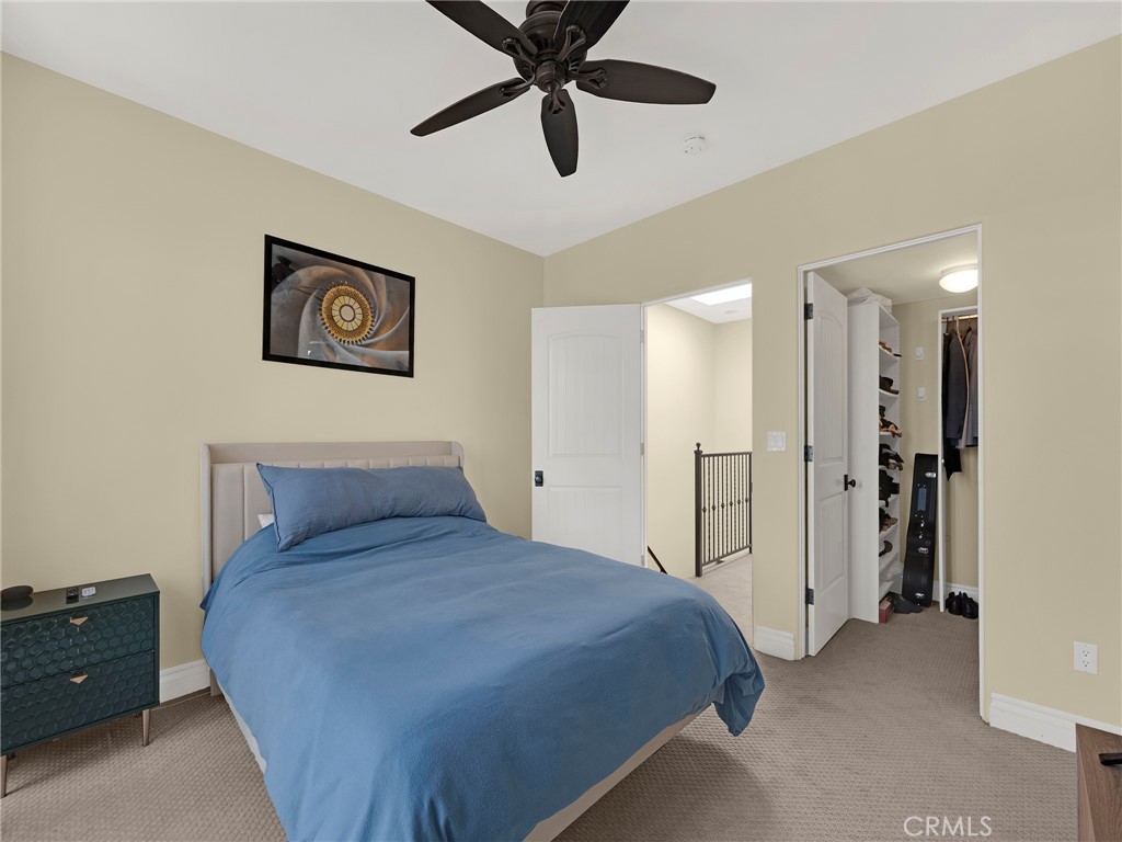 5753 White Oak Avenue 3