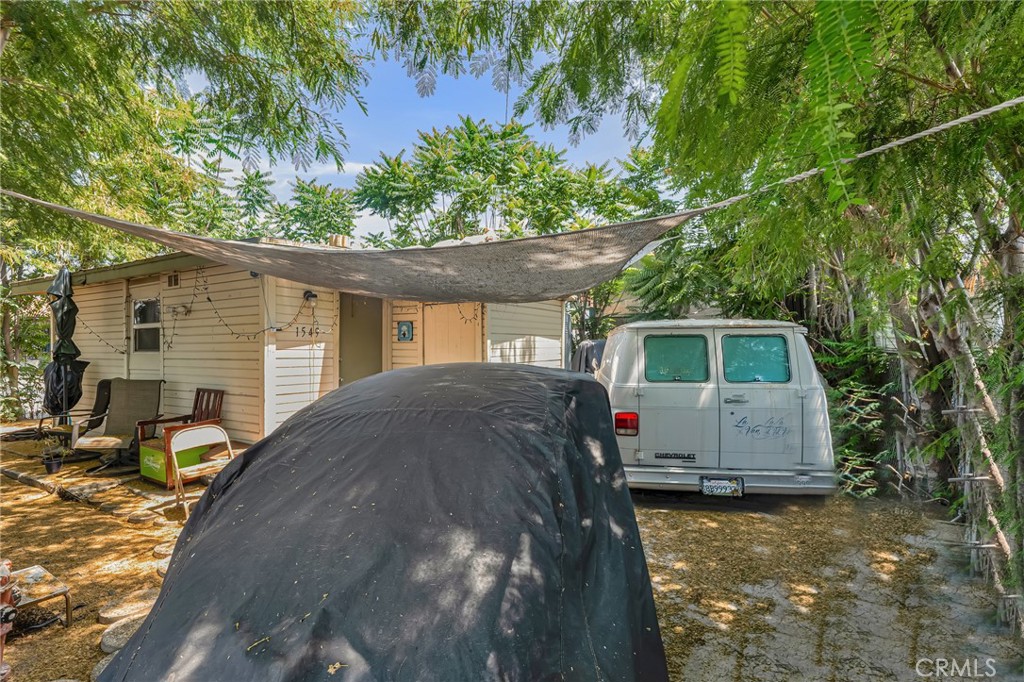 1550 San Fernando Road