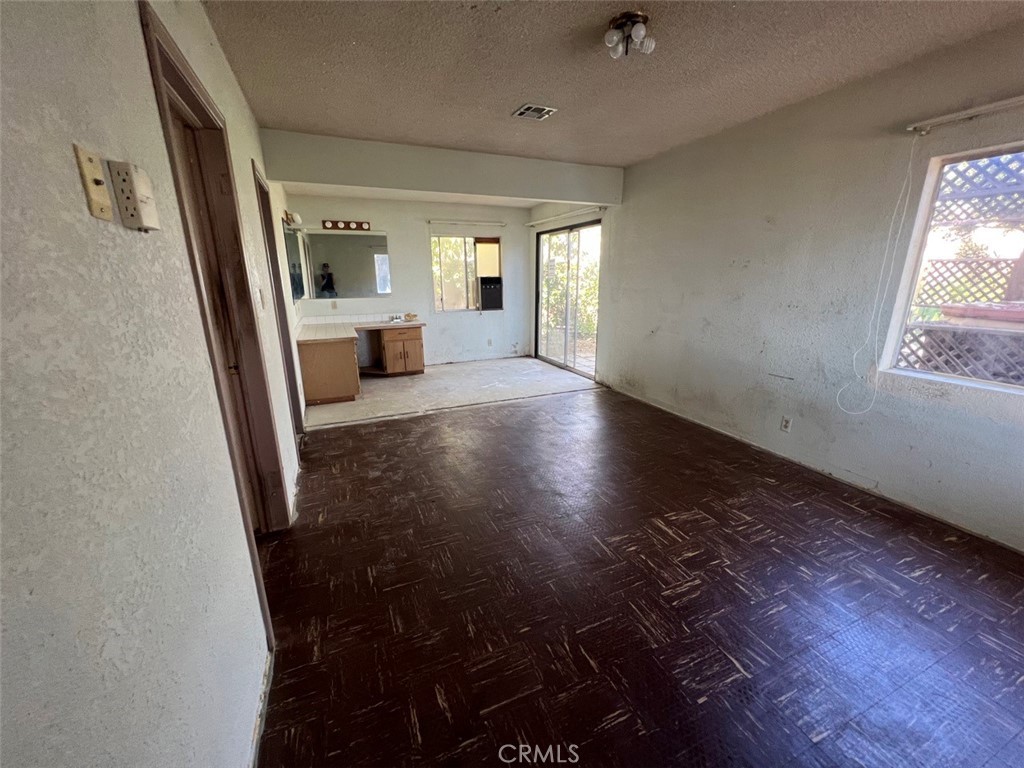 1004 La Rambla Drive