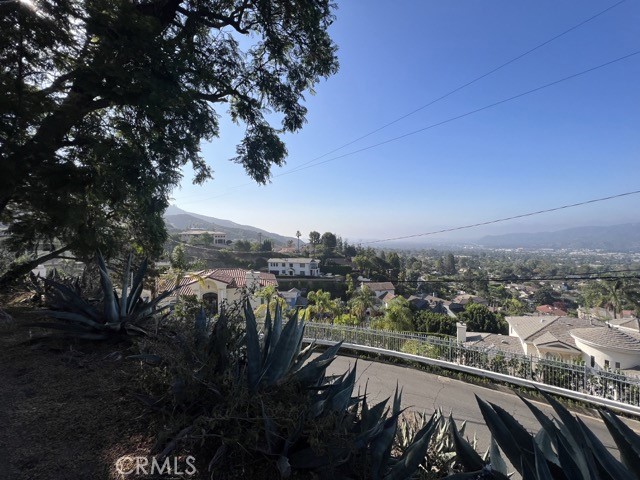 1004 La Rambla Drive