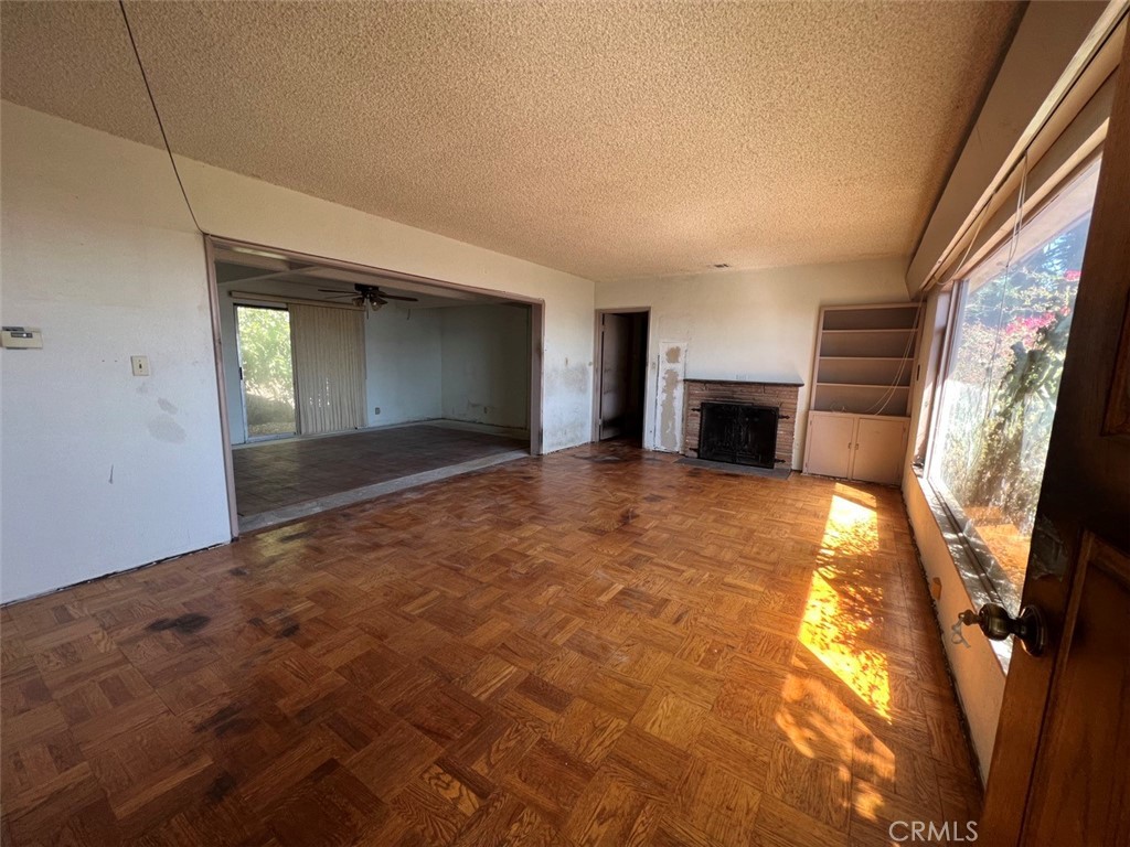 1004 La Rambla Drive