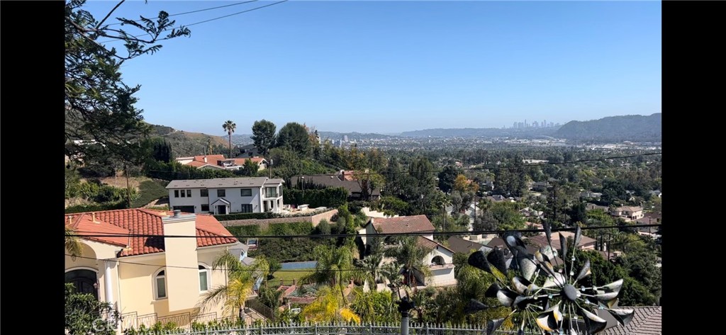 1004 La Rambla Drive