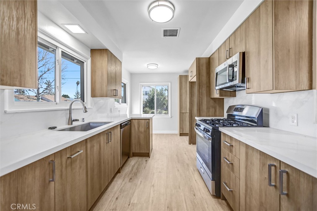 20432 Gresham