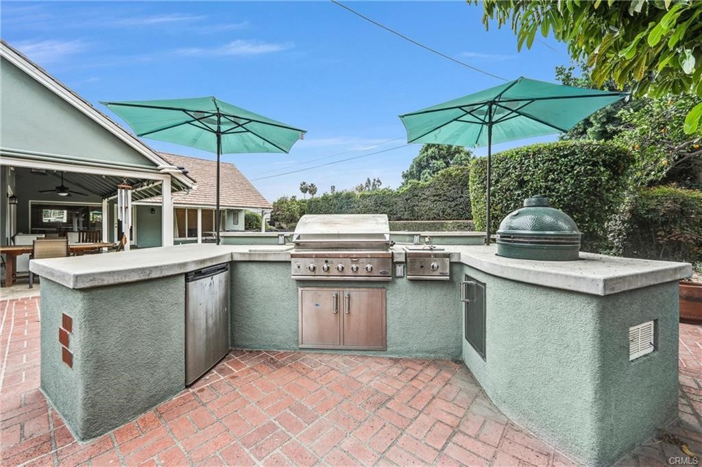 17300 Sunburst