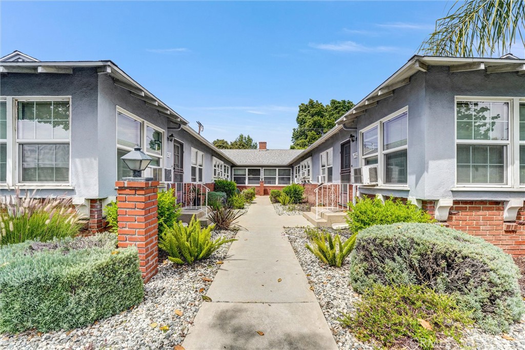 14821 Burbank