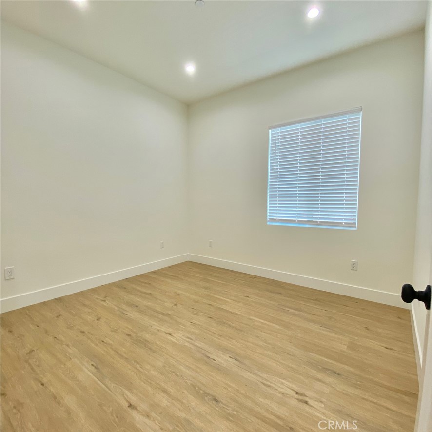 8821 Delco Ave