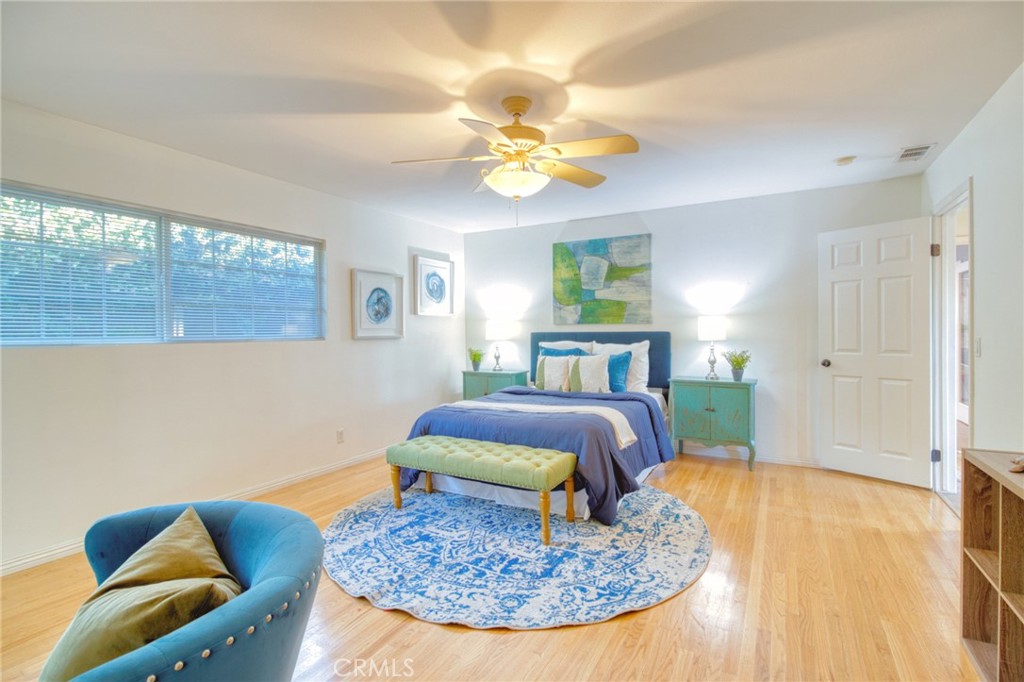 1404 N Euclid Avenue