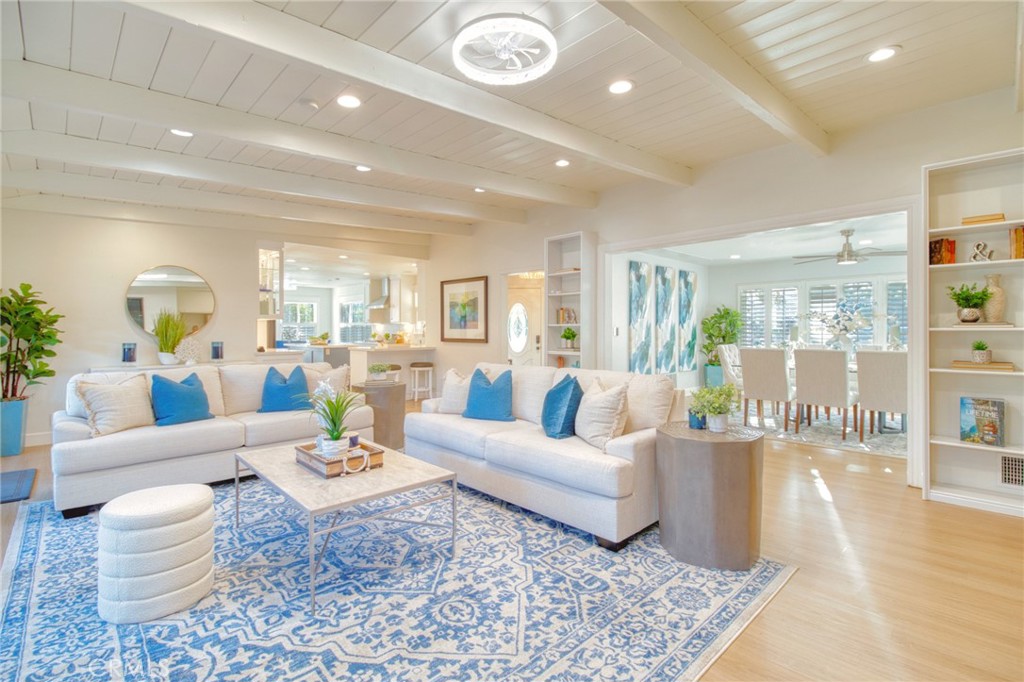 1404 N Euclid Avenue