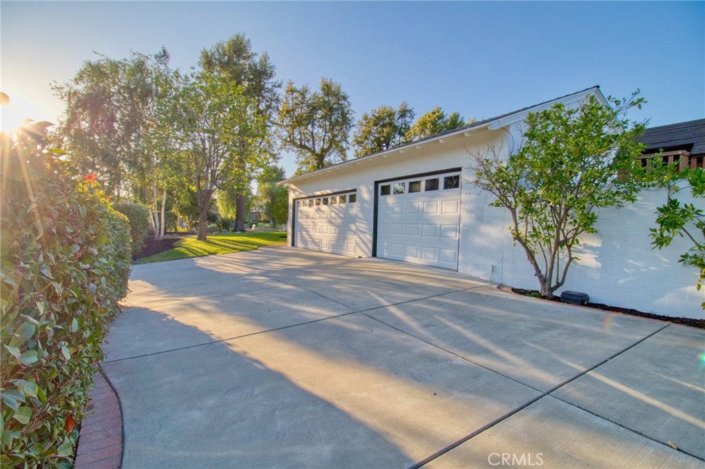 1404 N Euclid Avenue