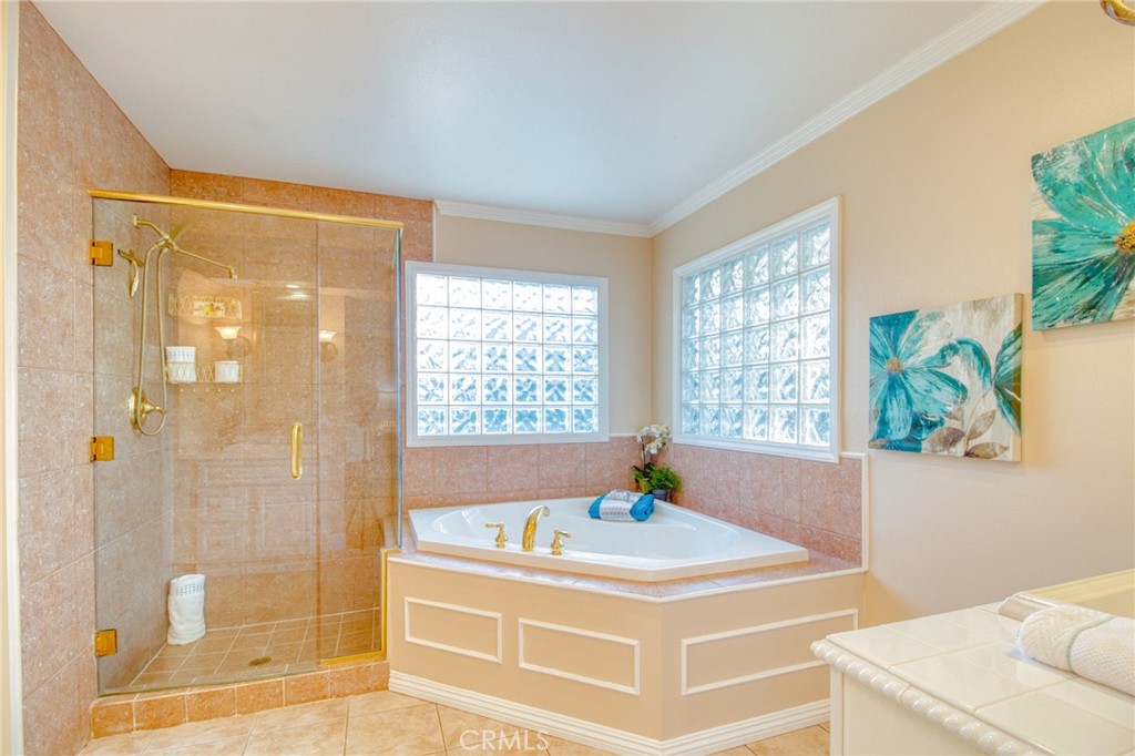 1404 N Euclid Avenue