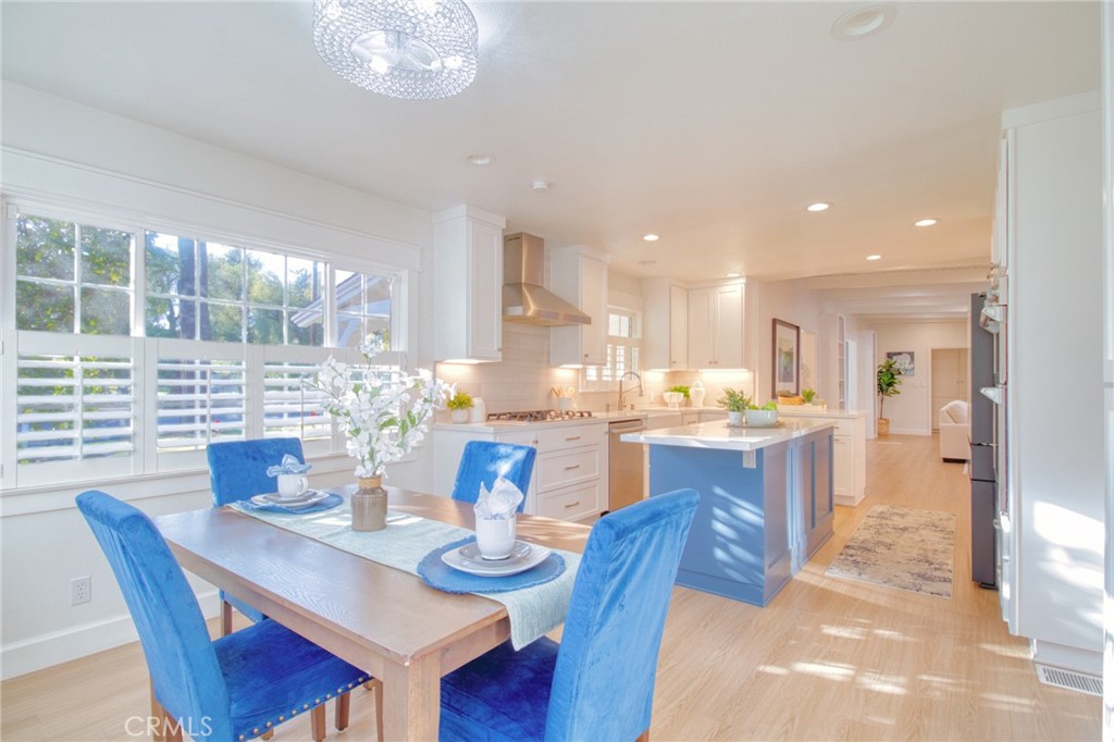 1404 N Euclid Avenue