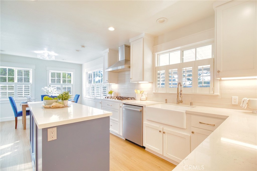 1404 N Euclid Avenue