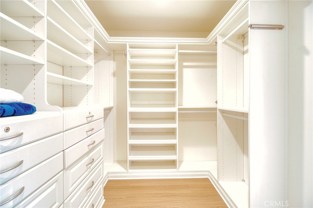 1404 N Euclid Avenue