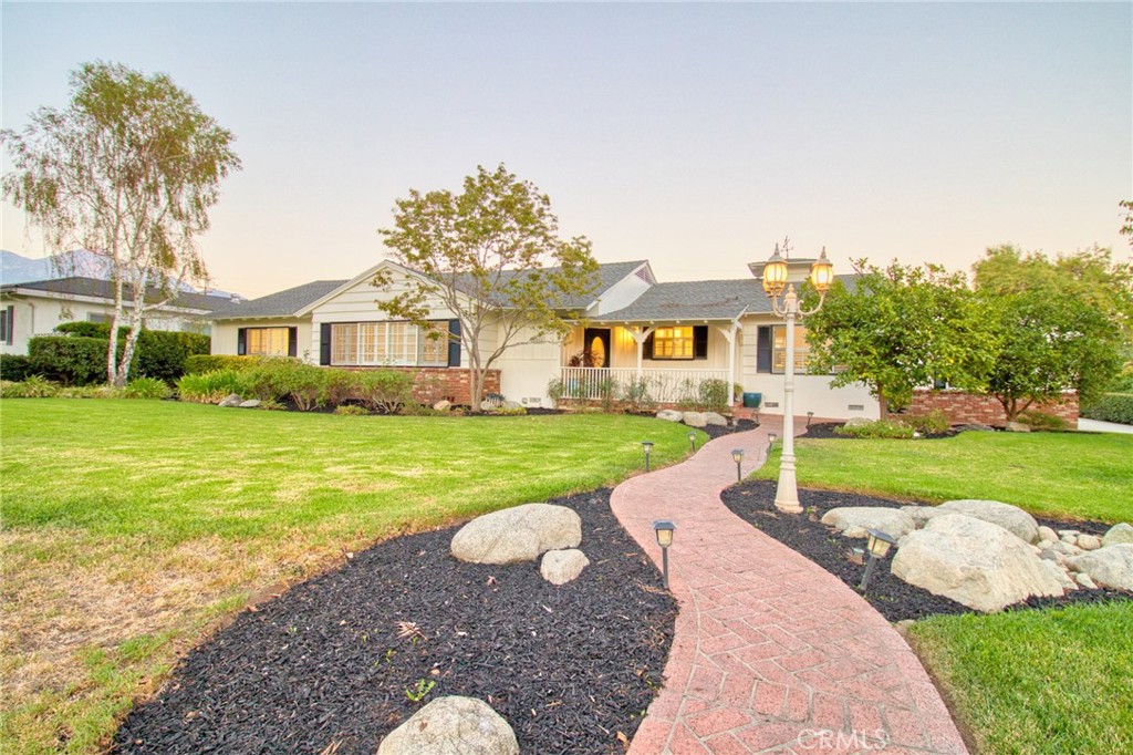 1404 N Euclid Avenue