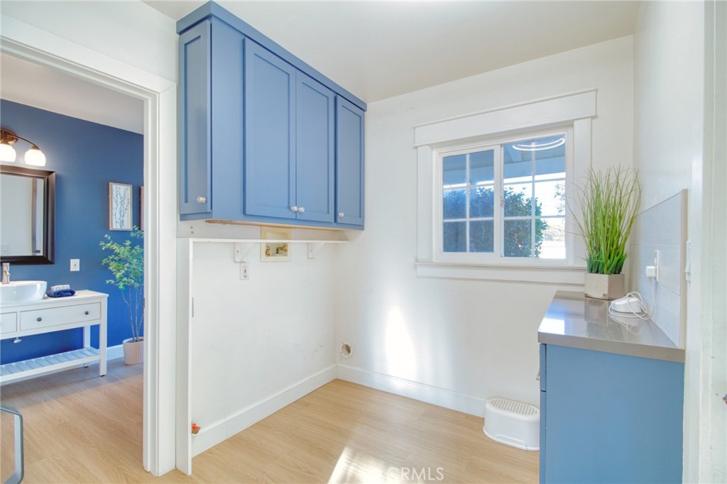 1404 N Euclid Avenue