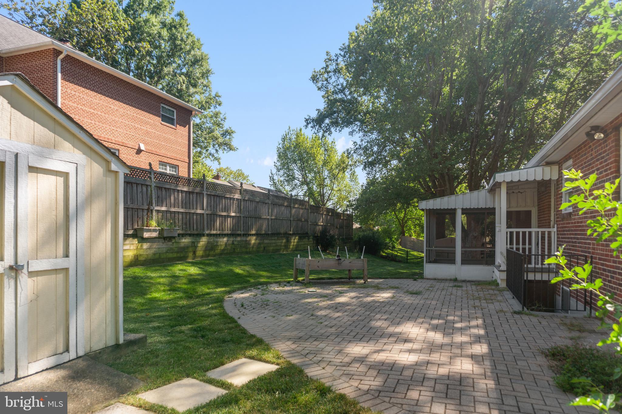 6580 Williamsburg Blvd