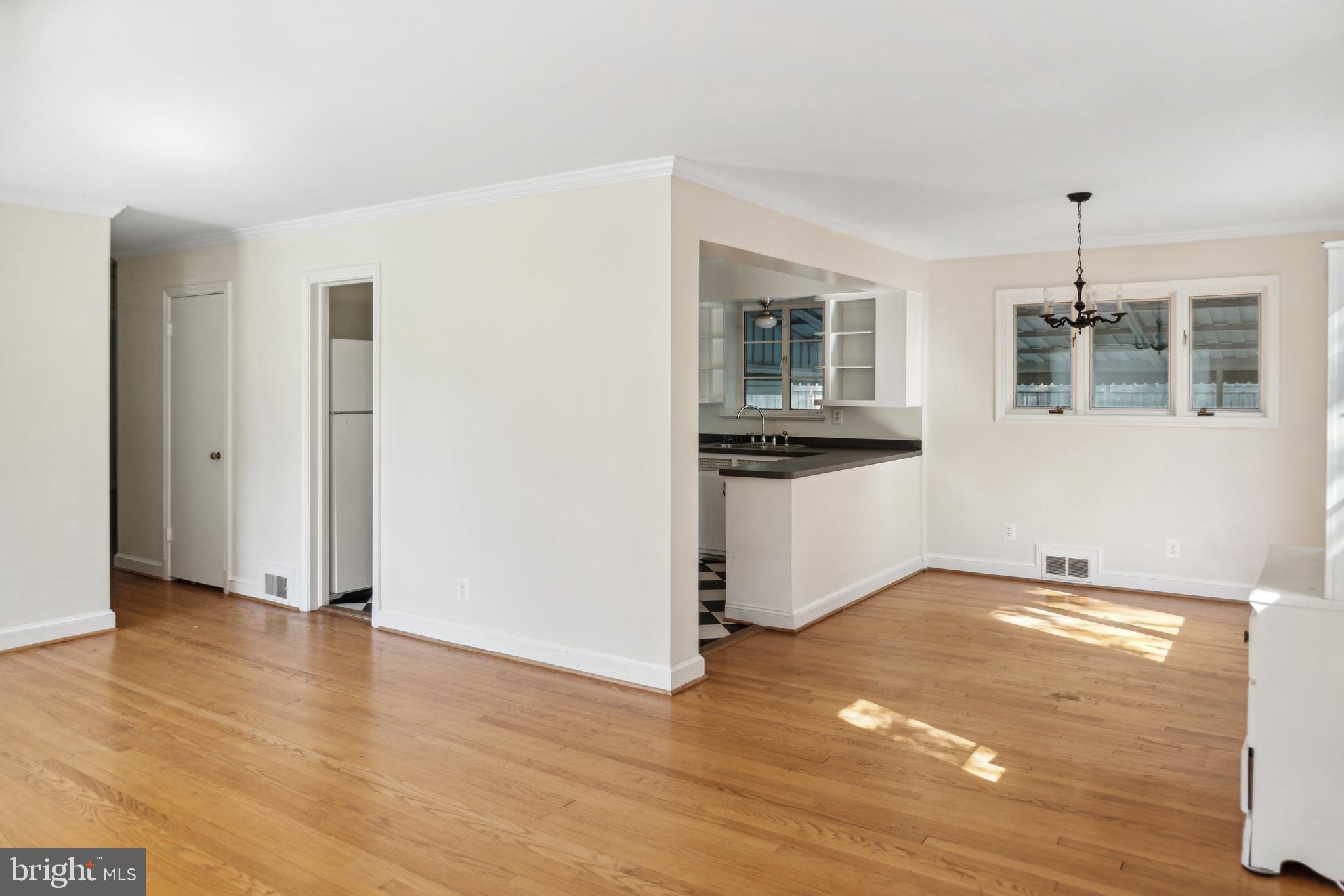 6580 Williamsburg Blvd