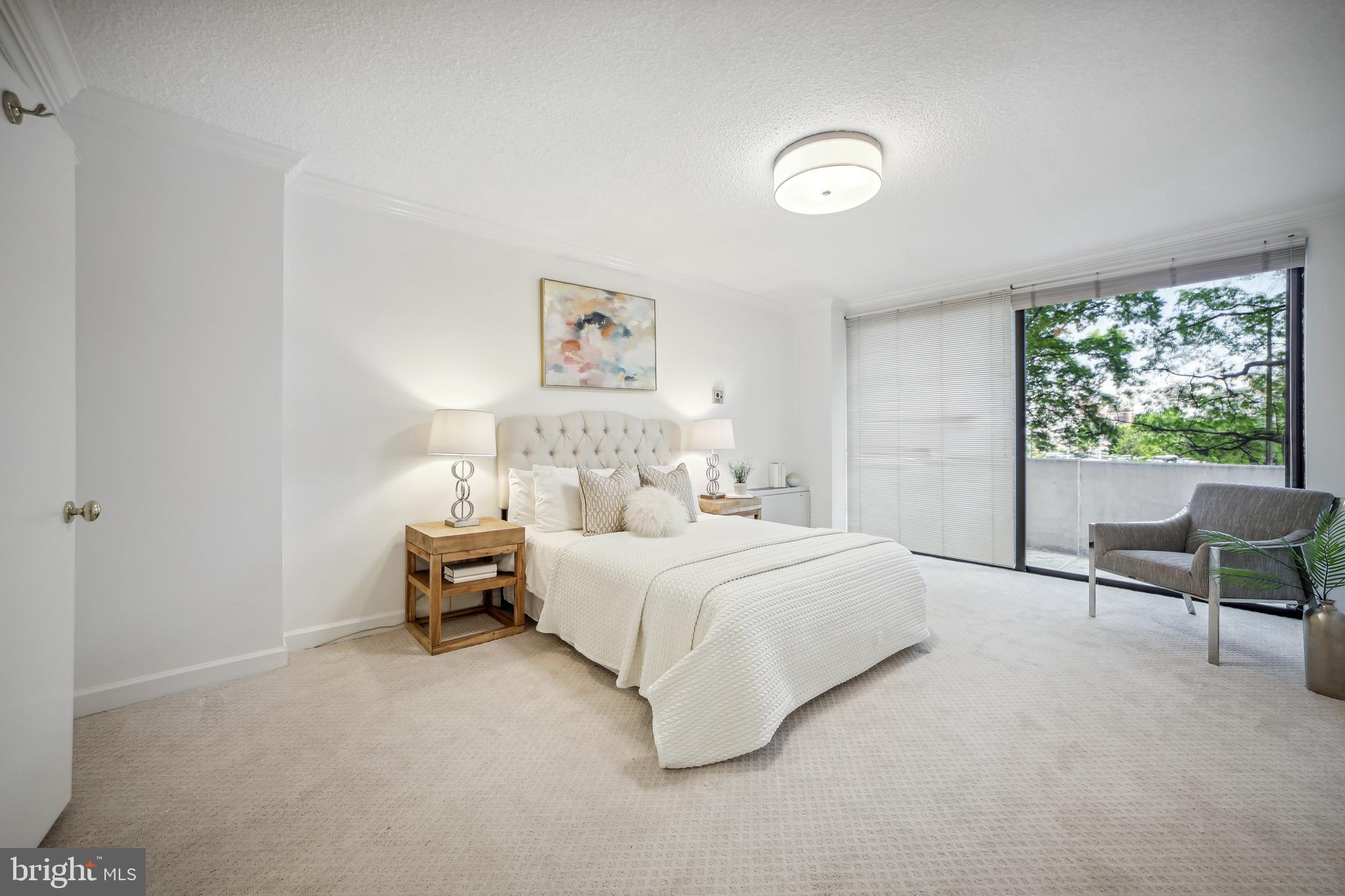 4141 N Henderson Rd #123