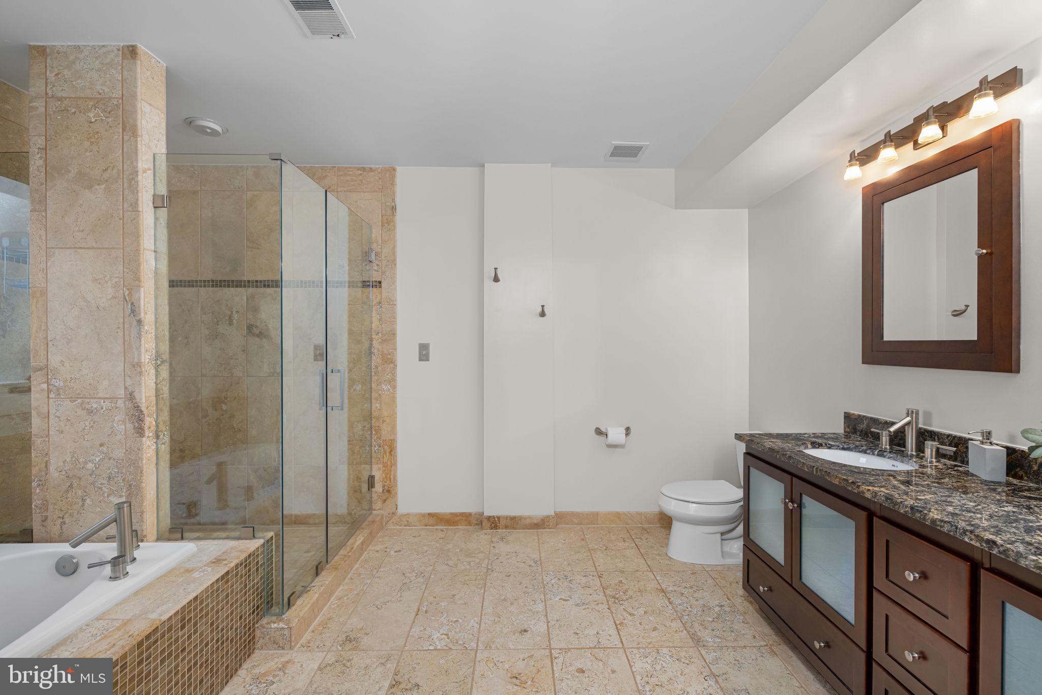 2621 S Arlington Ridge Rd