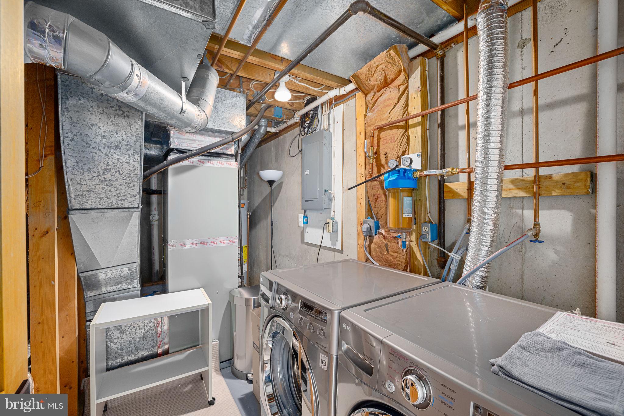 2621 S Arlington Ridge Rd