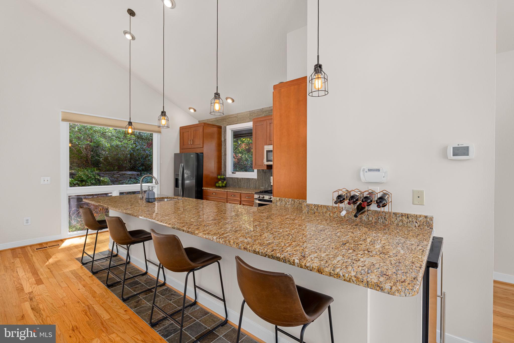 2621 S Arlington Ridge Rd