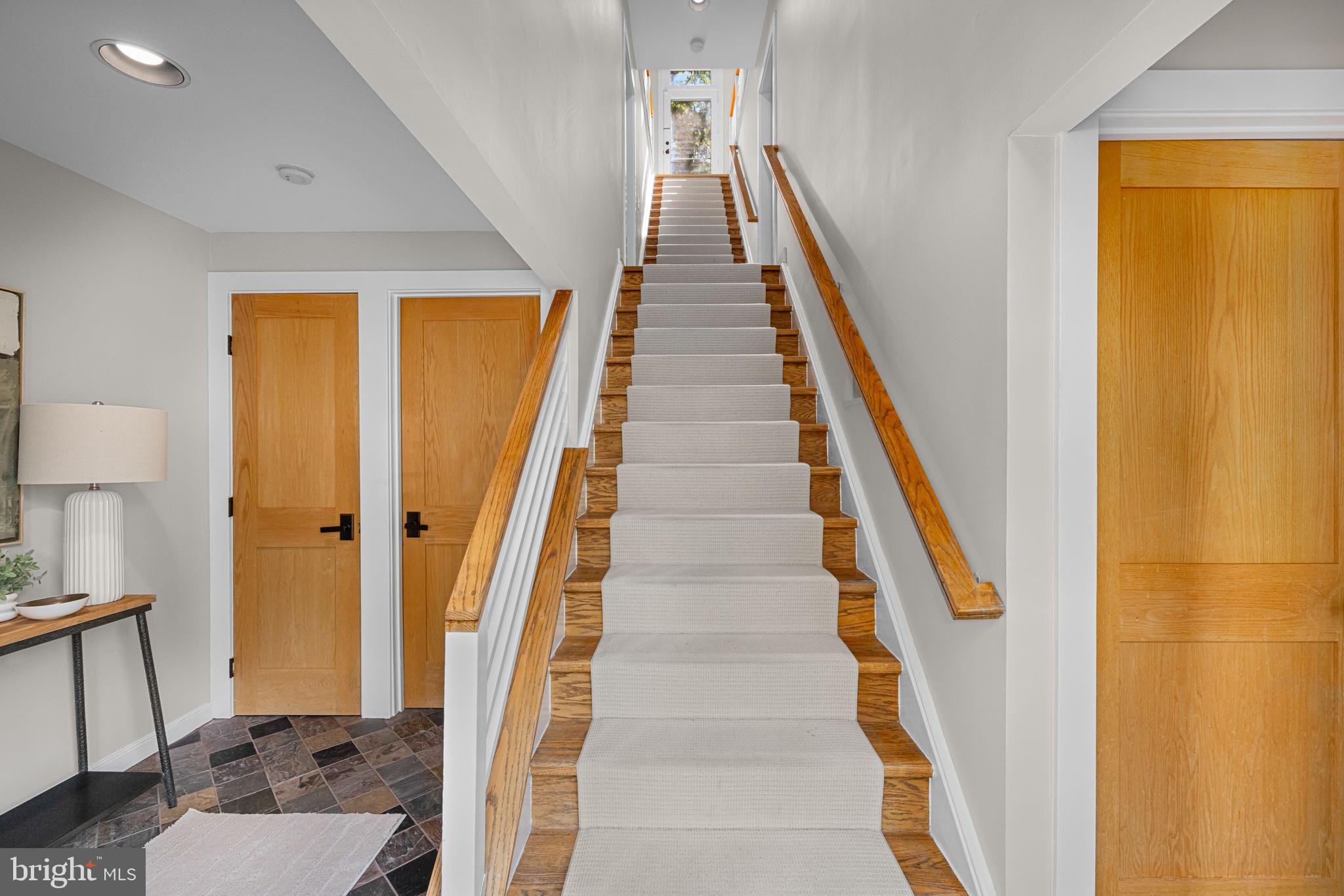 2621 S Arlington Ridge Rd