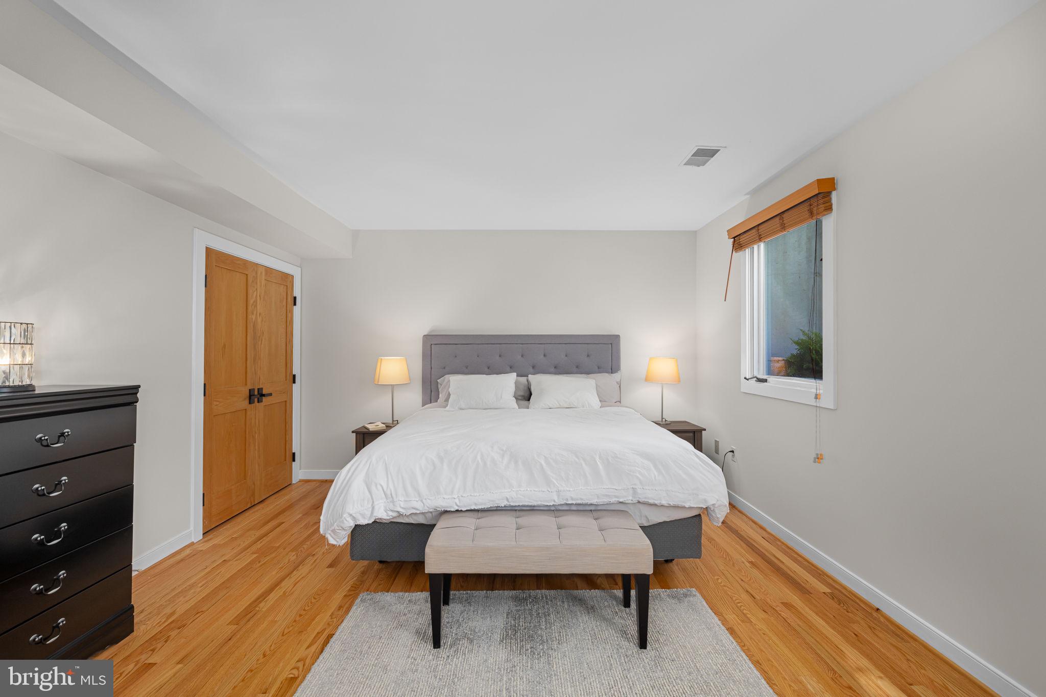 2621 S Arlington Ridge Rd