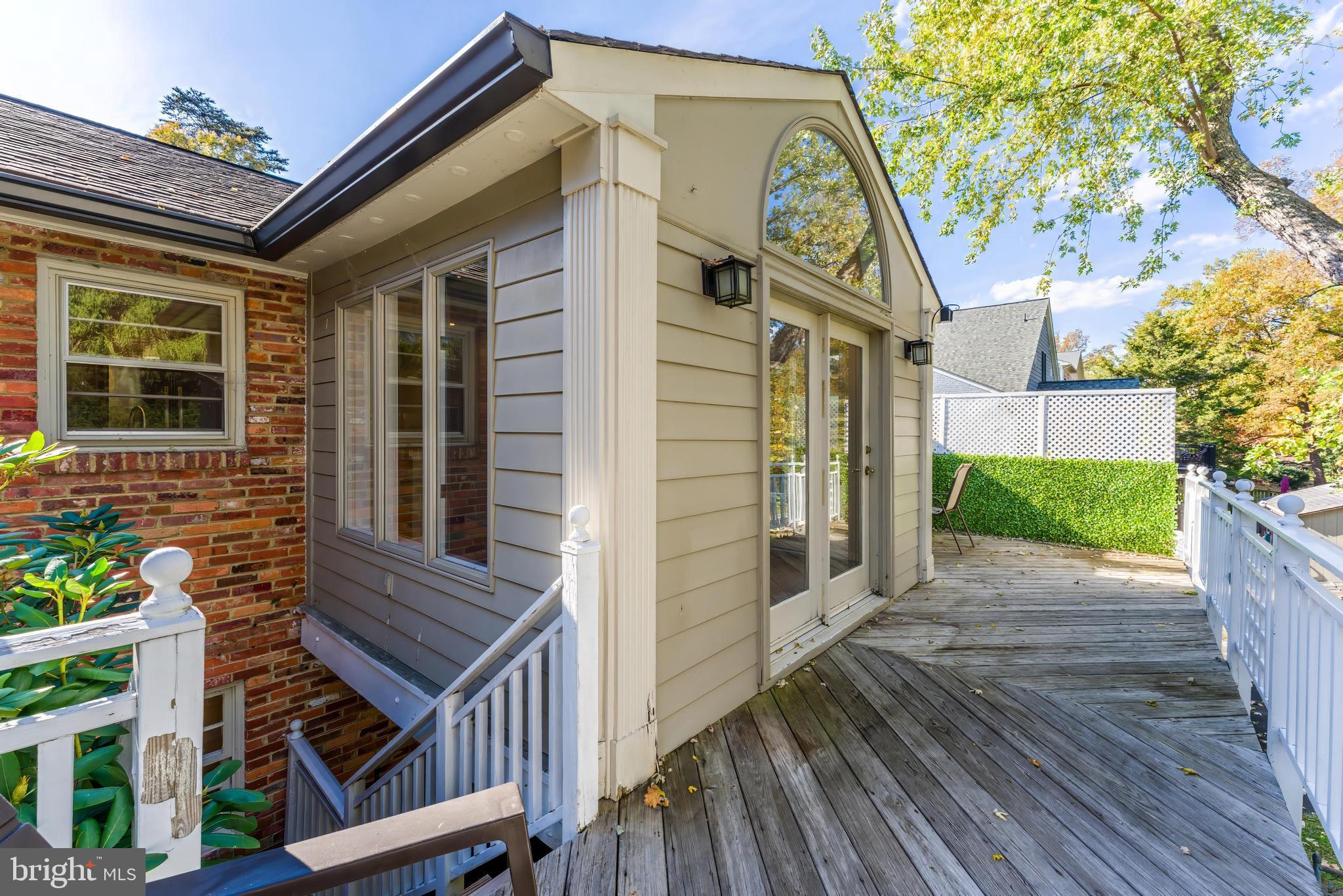 3867 N CHESTERBROOK ROAD