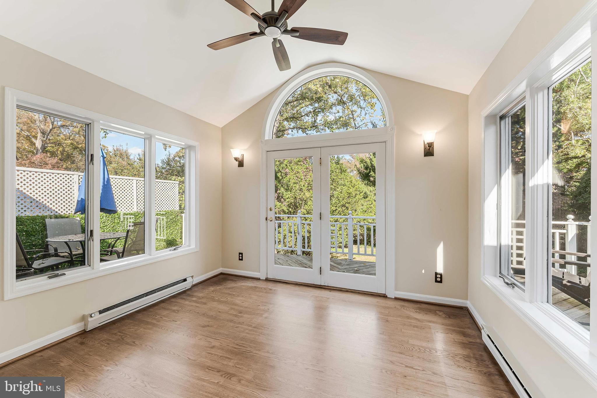 3867 N CHESTERBROOK ROAD