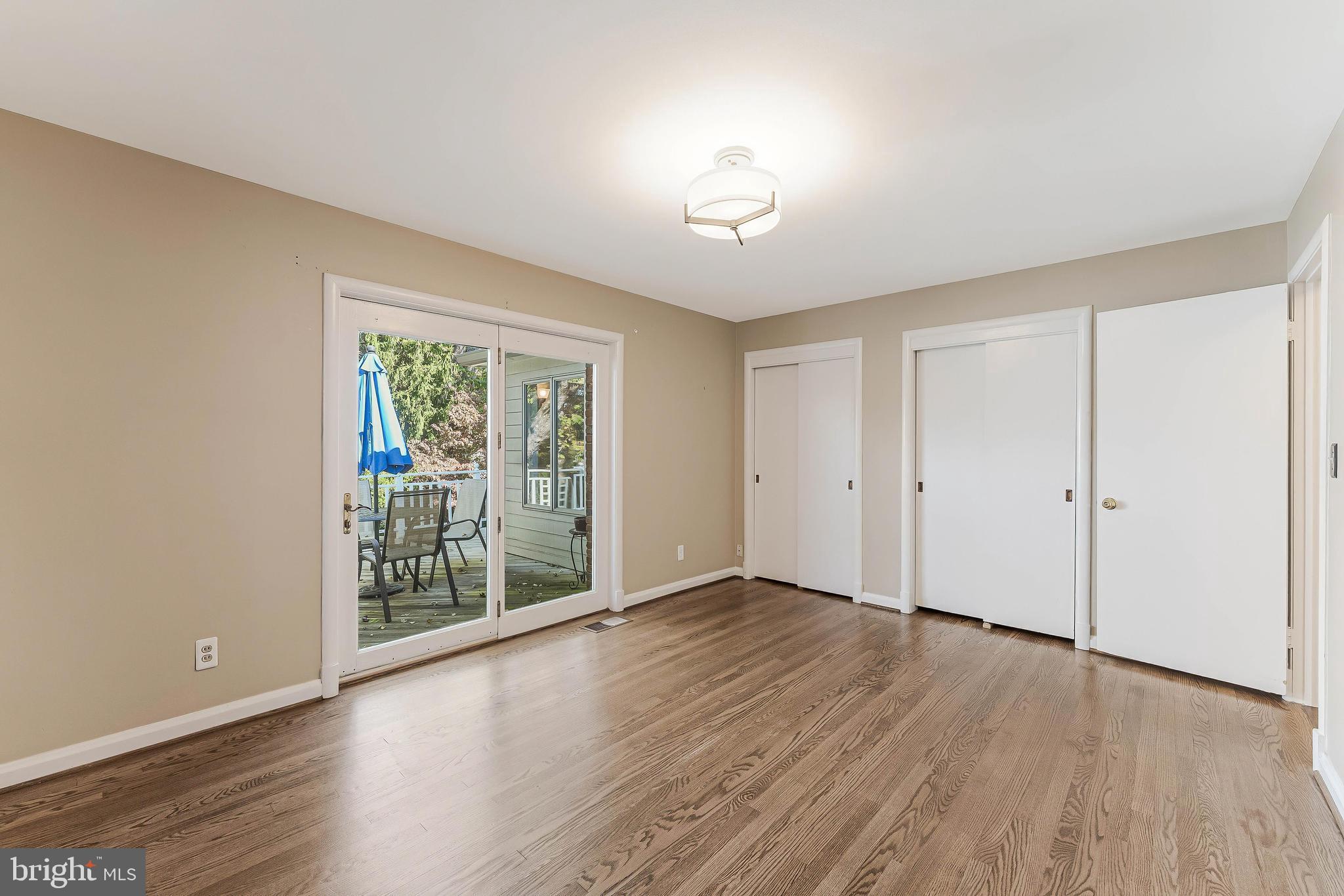 3867 N CHESTERBROOK ROAD