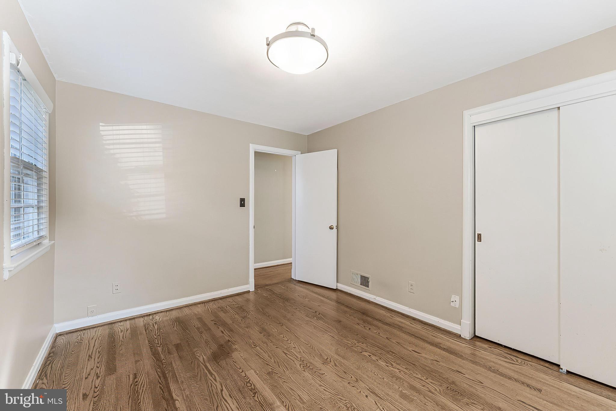 3867 N CHESTERBROOK ROAD