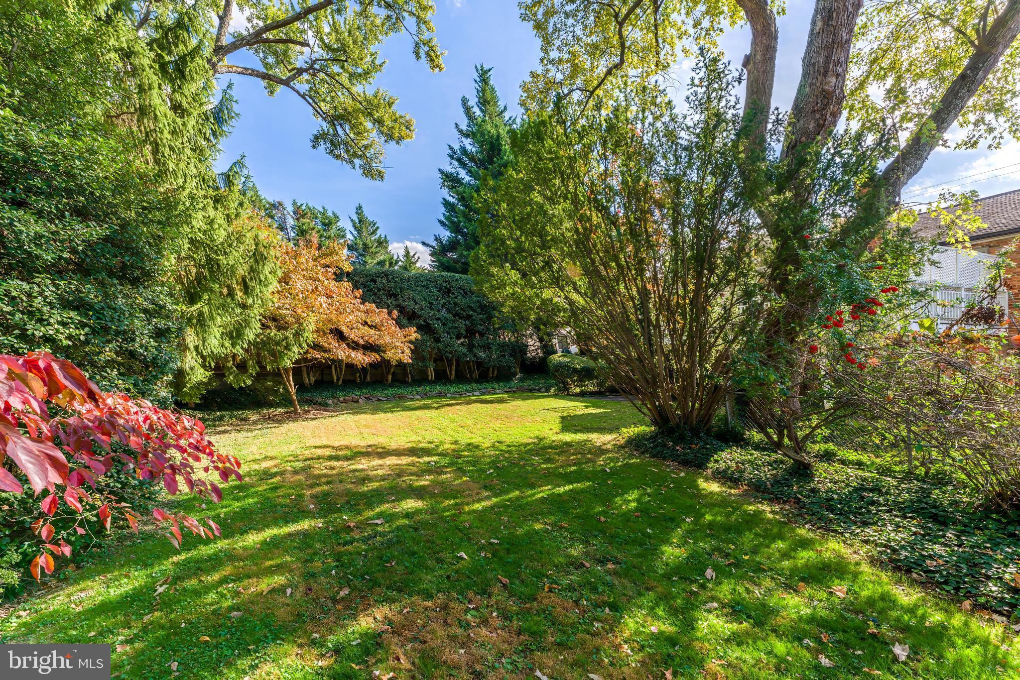 3867 N CHESTERBROOK ROAD