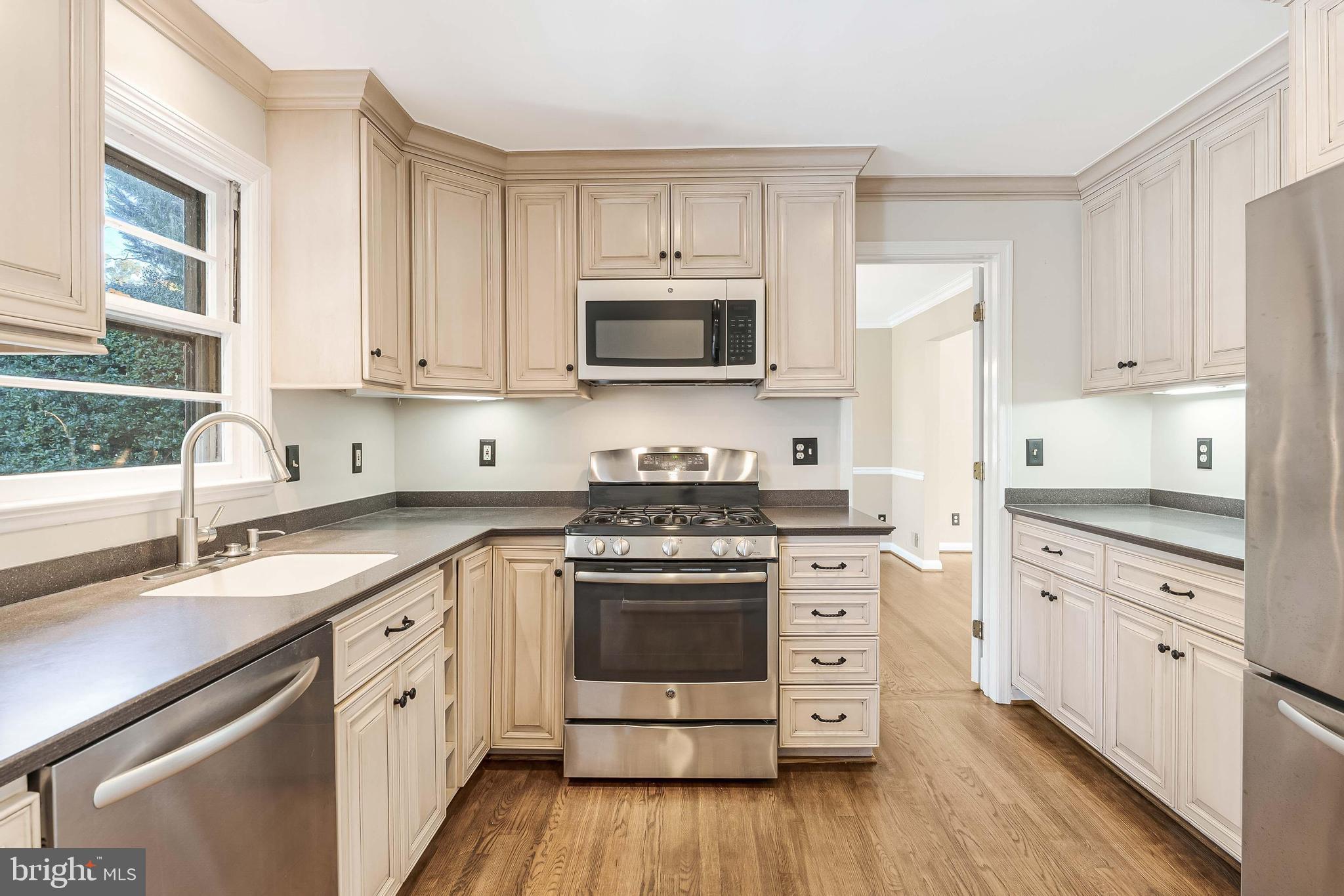 3867 N CHESTERBROOK ROAD