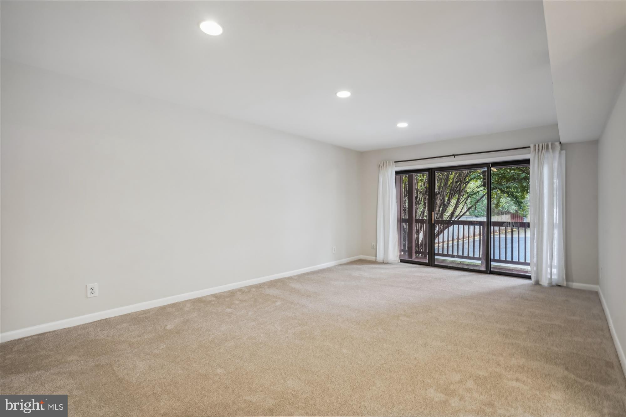 2702 Dartmouth Rd #5