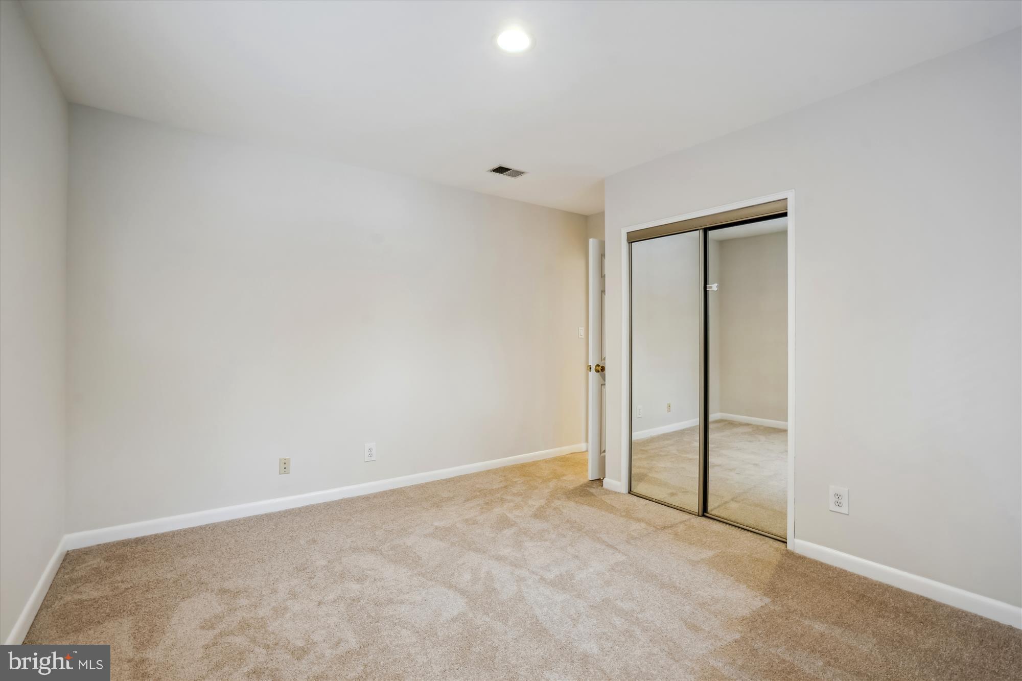 2702 Dartmouth Rd #5