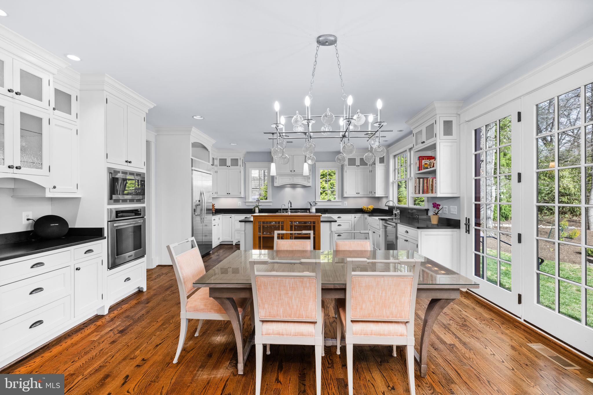 2115 Elliott Ave