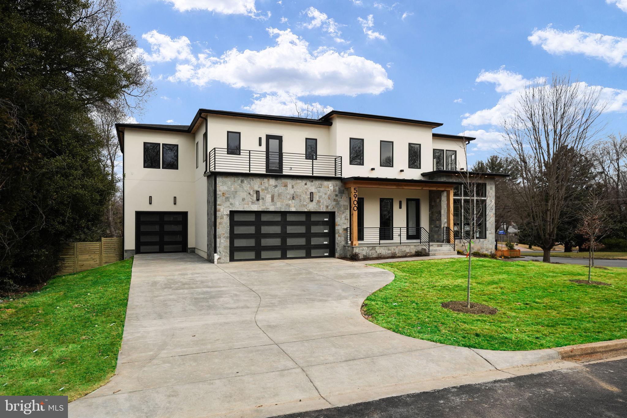 5900 Calla Dr