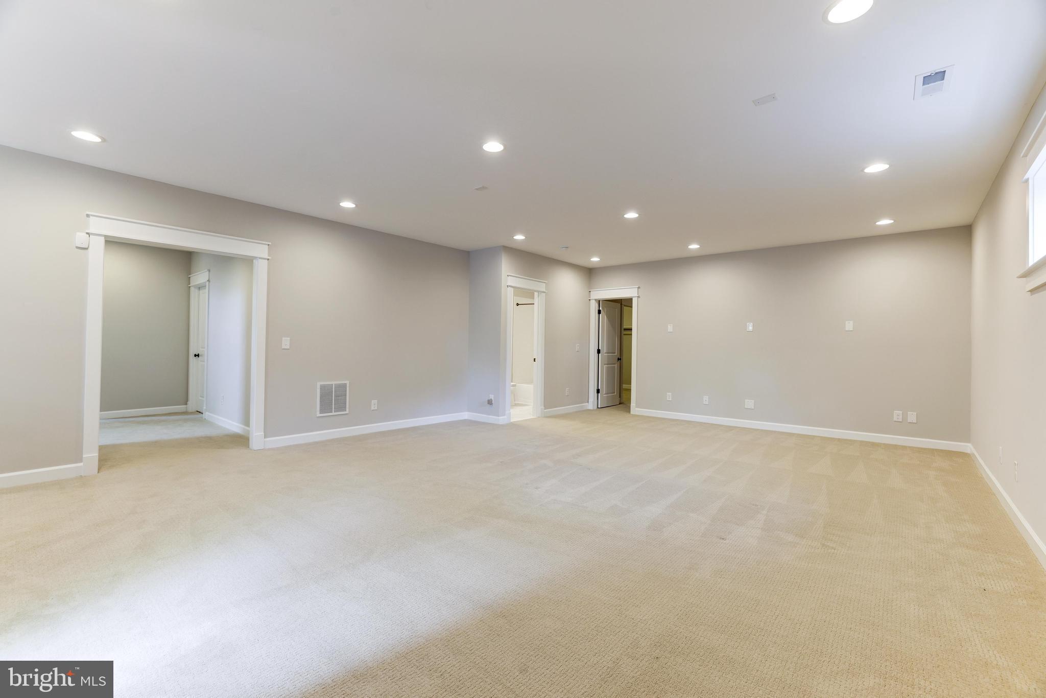 2121 Elliott Ave