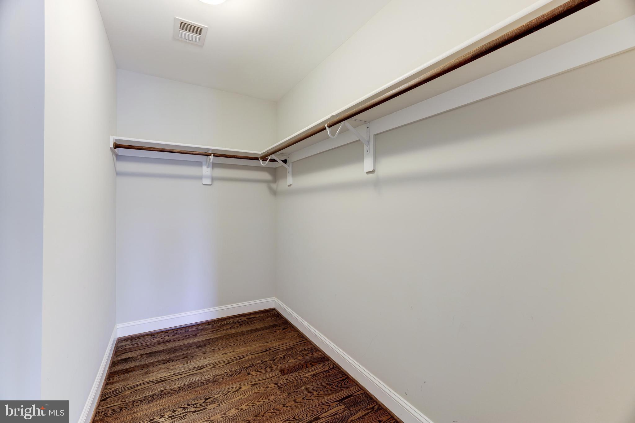 2121 Elliott Ave