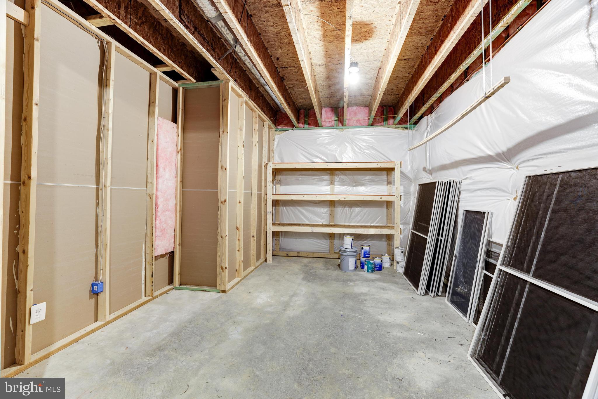 2121 Elliott Ave