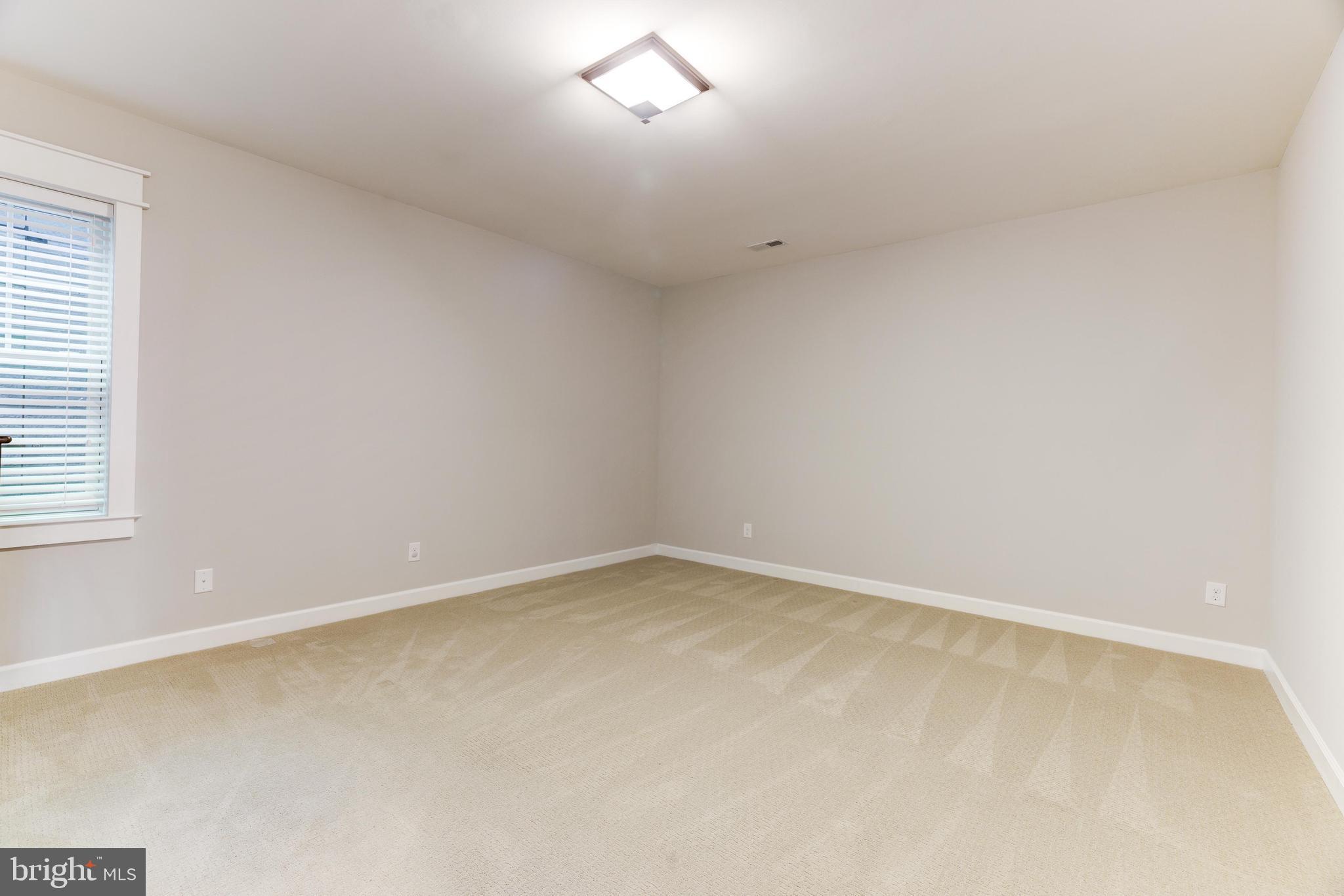 2121 Elliott Ave