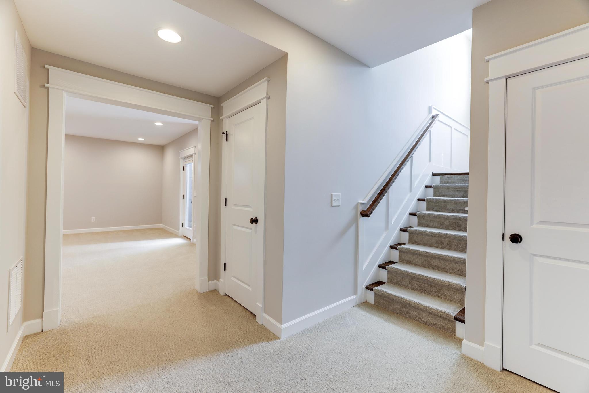 2121 Elliott Ave