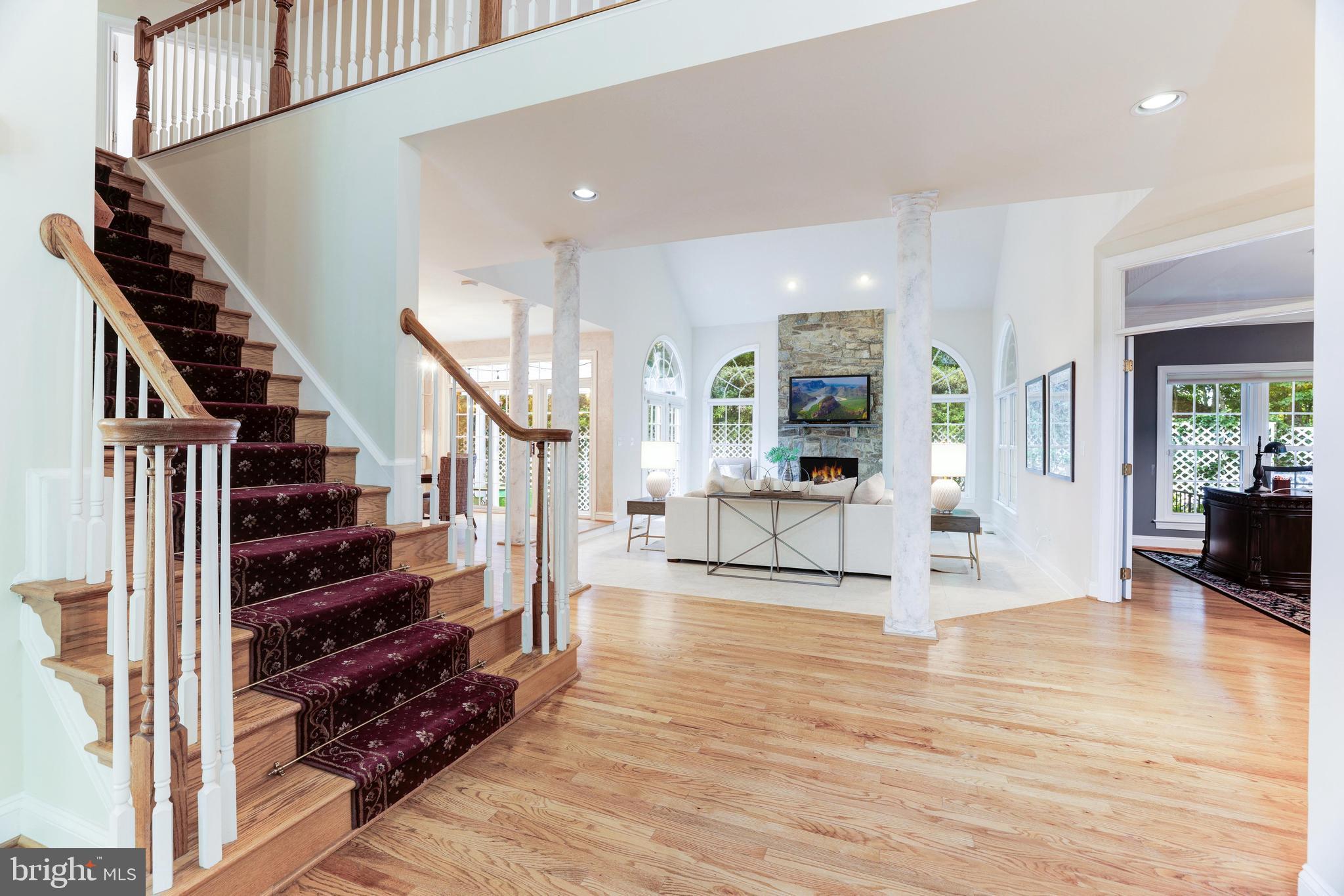 1800 Dominion Crest Ln