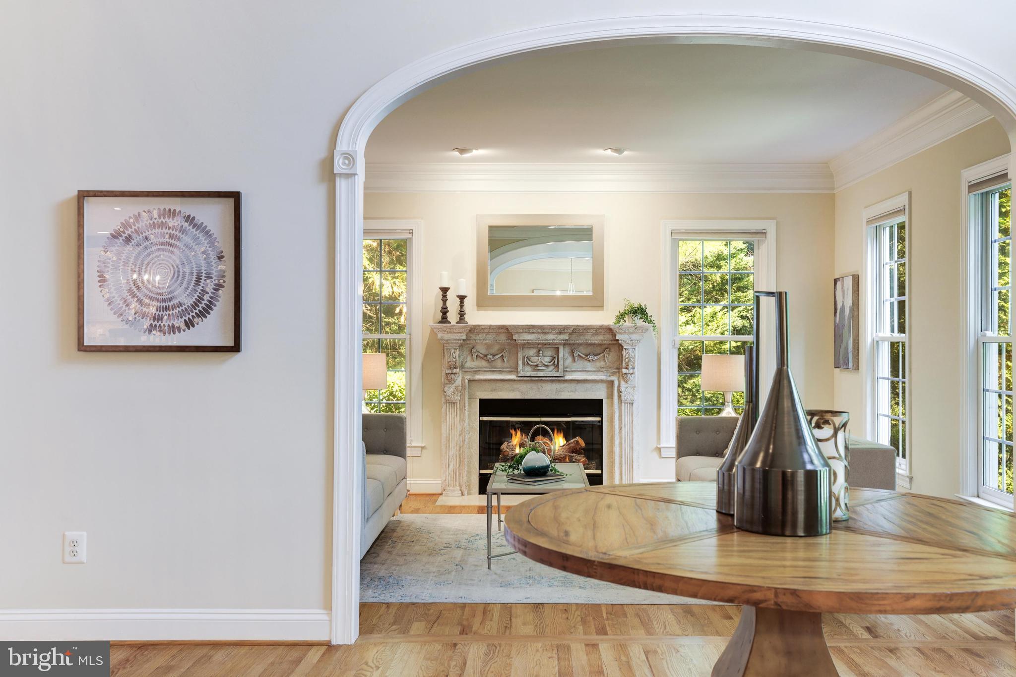 1800 Dominion Crest Ln