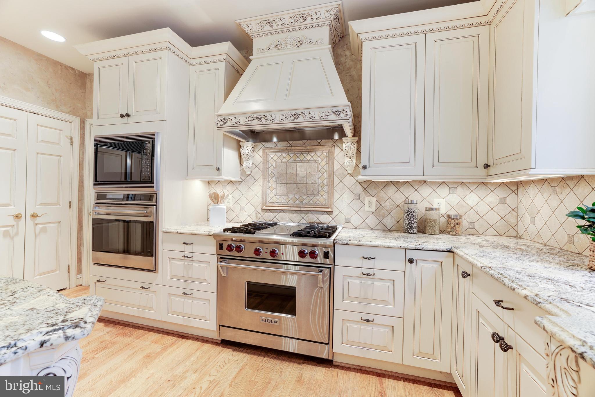 1800 Dominion Crest Ln